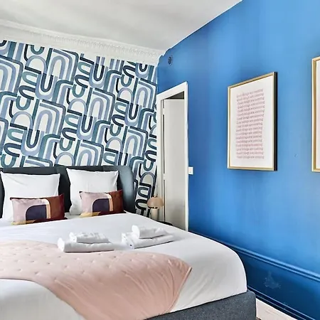 Paisible Centre De - Bleu Paris