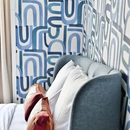 Paisible Centre De - Bleu * Paris