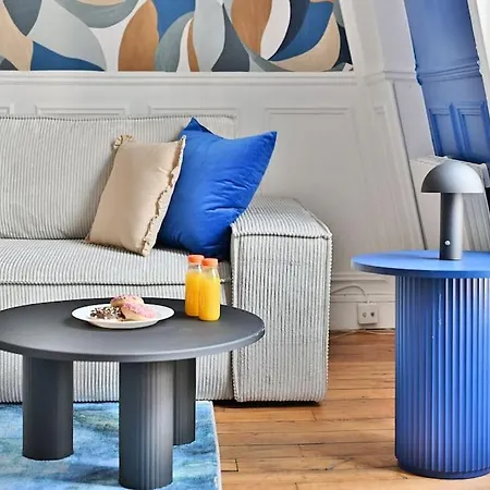 Paisible Centre De - Bleu Daire *